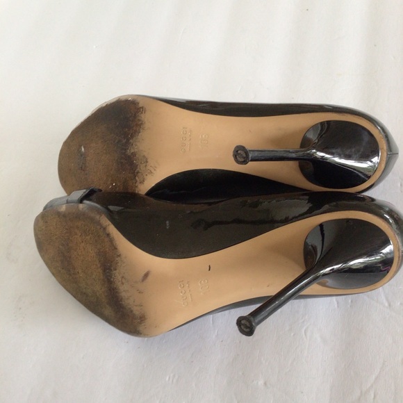 GUCCI BLACK PATENT LEATHER HORSEBIT HEELS SIZE 10 - Picture 7 of 16